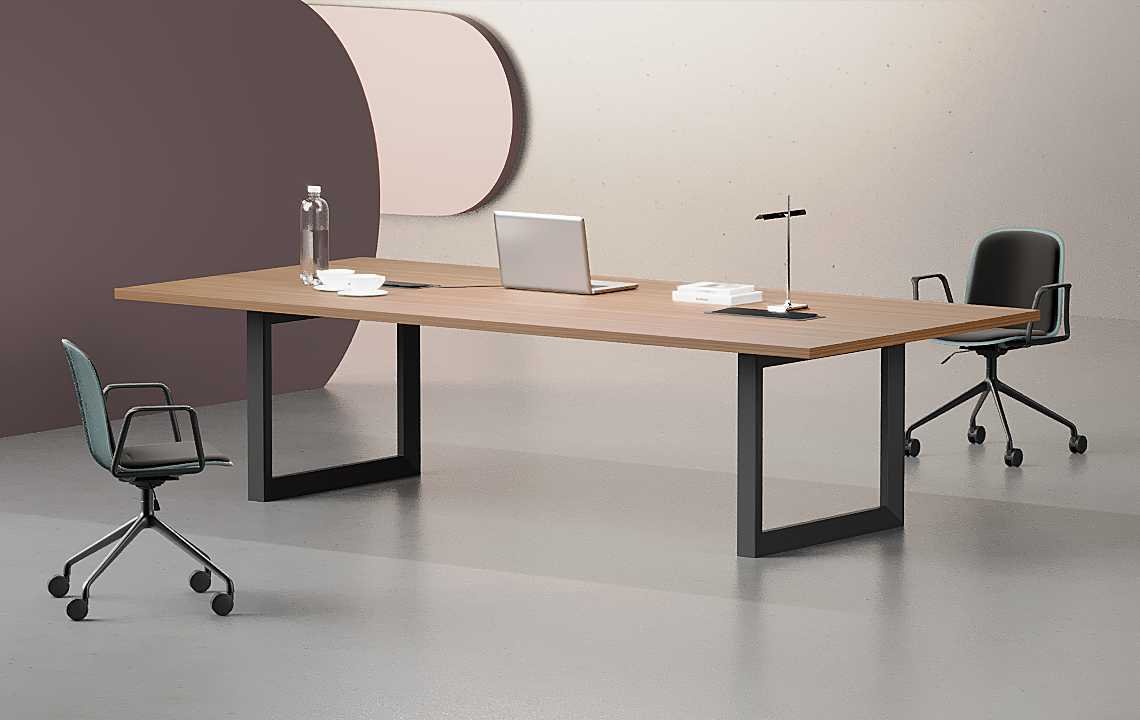 Nade Conference Table Black Leg