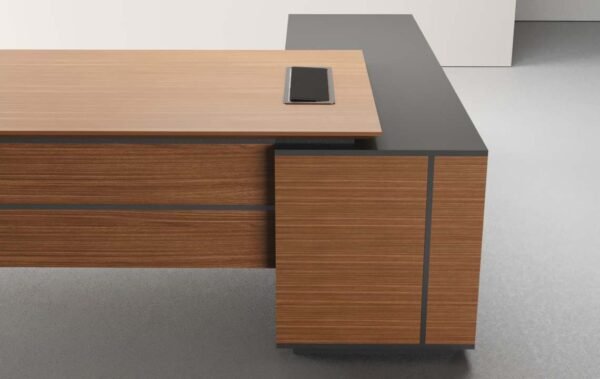 Sig CEO Executive Desk