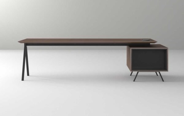 Italia Straight CEO Executive Desk