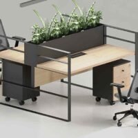 Bank 2 Cluster Planter Workstation