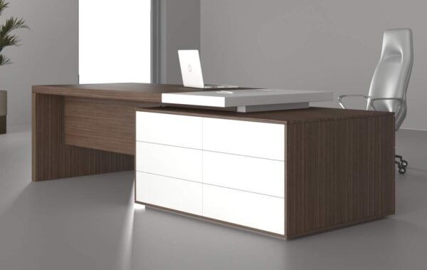 Drad Straight CEO Executive Desk